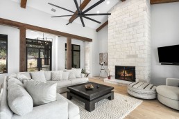 Canyon Lake, Texas Custom Home Builder