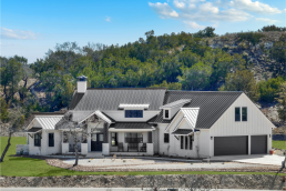 Front elevation farmhouse Brad Moore Builders
