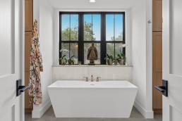 Brad Moore Builders Master Bathroom Tub