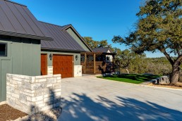 Brad Moore Builders Vintage Oaks Driveway