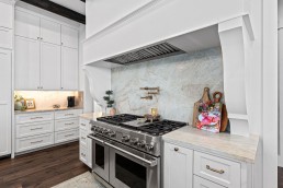 Brad Moore Builders Kitchen Rangehood