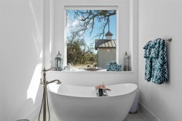 Brad Moore Builders Luxury Tub