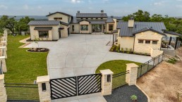 Brad Moore Builders Custom Home Laundry