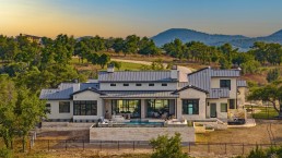 Brad Moore Builders Custom Home Hill Top Home